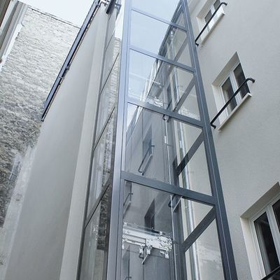 Elevadores autoportantes