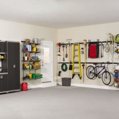 Paredes y techos de color blanco