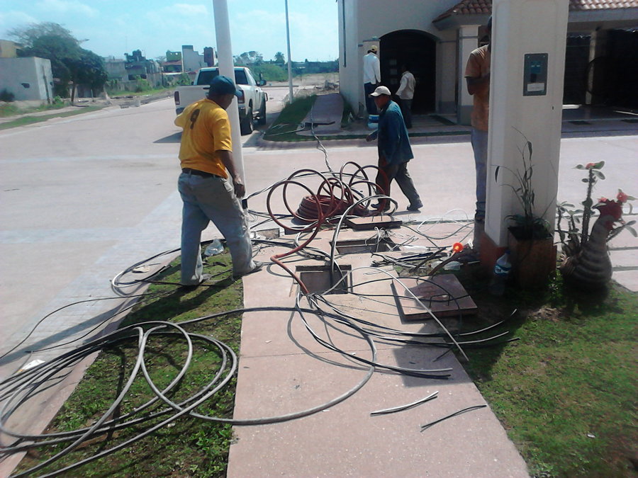 ACOMETIDAS ELECTRICAS FRACCIONAMEINTO TERRANOVA