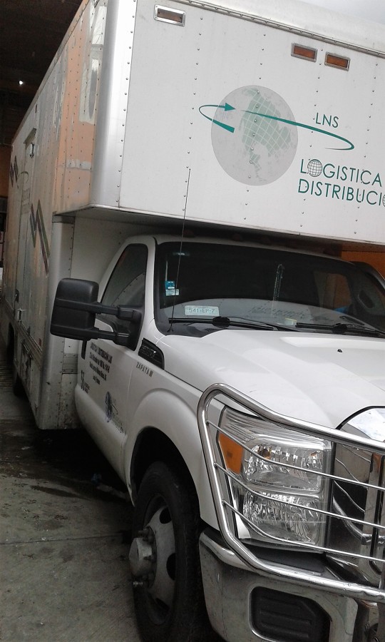 40 m3   HASTA 3 TONELADAS     LARGO 5MTS     ANCHO 2.30 MTS     ALTO 2.40 MTS