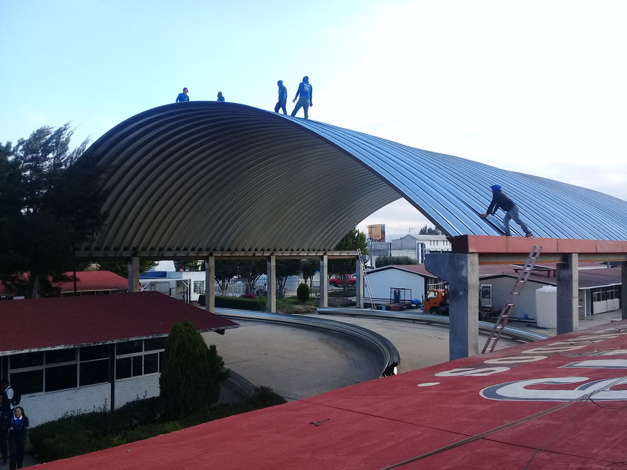 VISTA EXTERIOR DE NAVE PARA CUBIERTA DE PLAZA CIVICA