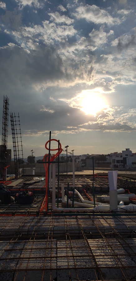 Colado de losa de entrepiso de vivienda residencial