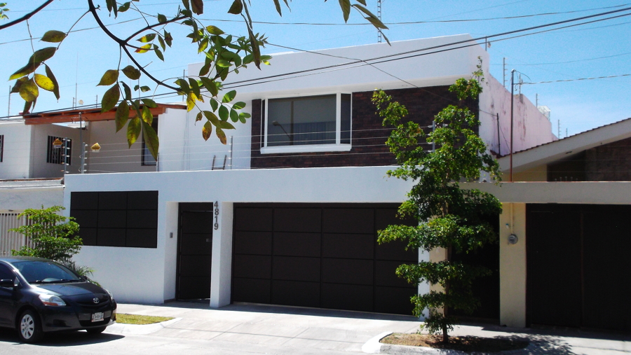 Actualizacion de Fachada...