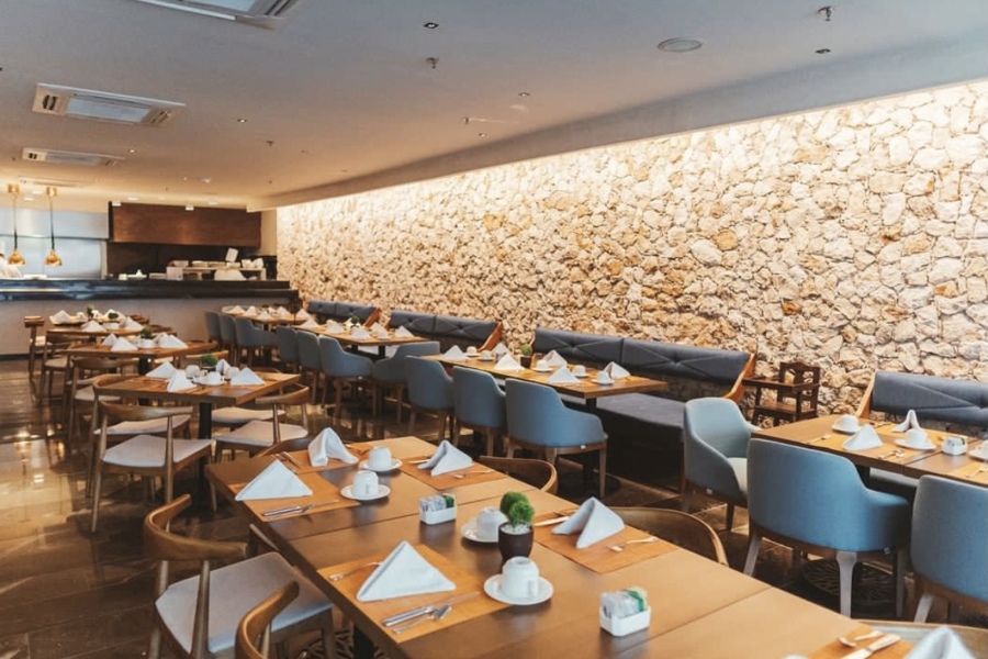 Restaurante italiano en hotel villa mercedes