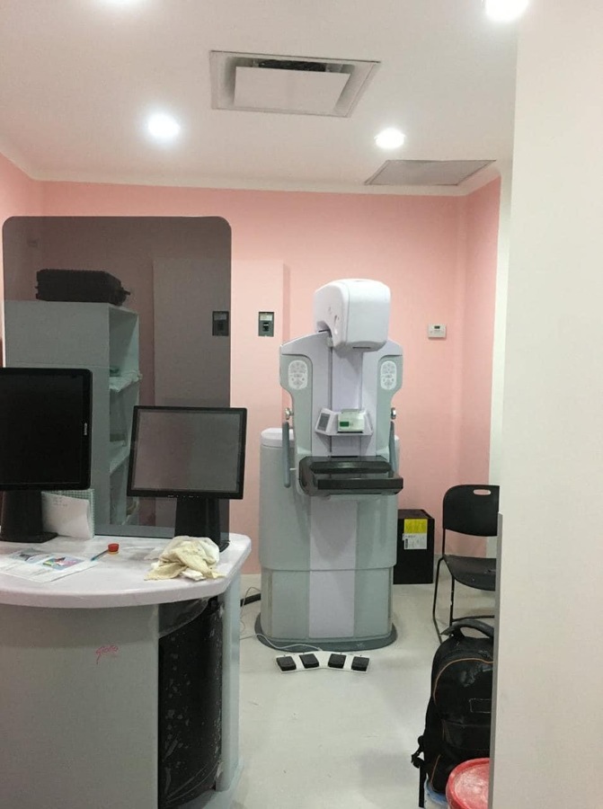 Sala de mastografía de hospital del imss