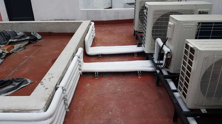 Suministro e instalación