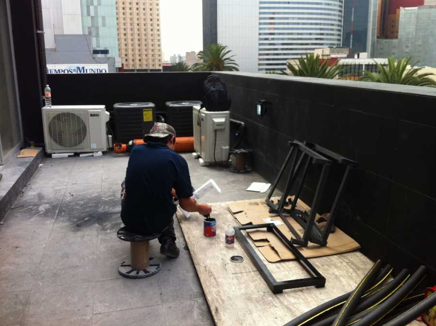 Suministro e instalación