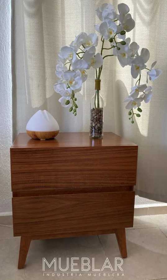 Buro en Madera Parota diseño y fabricación