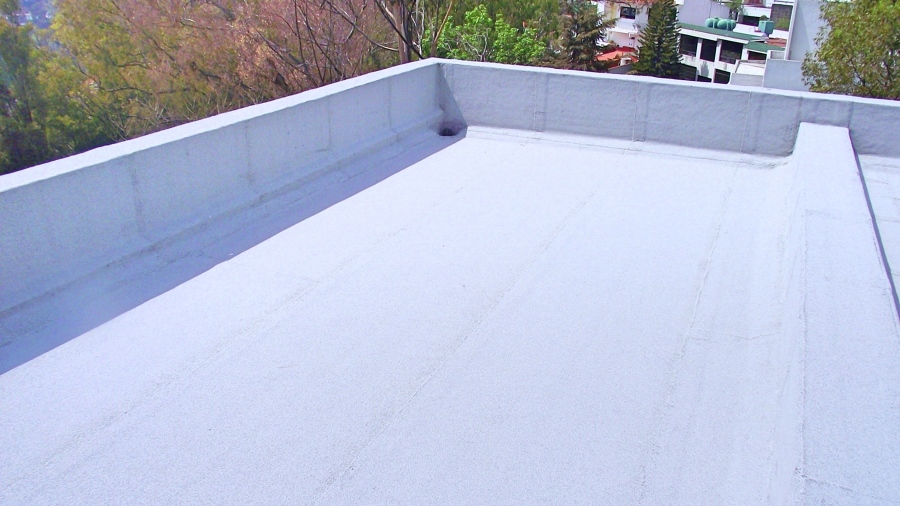 Sistema prefabricado acabo gravilla color blanco fresco.