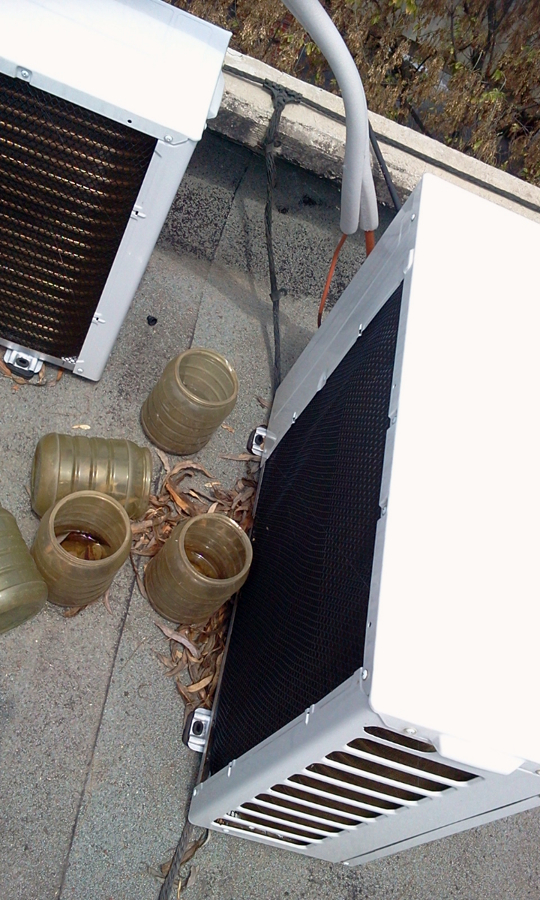 MALA INSTALACION DE EQUIPO MINISPLIT, NO PERMITA QUE MANOS INEXPERTAS INSTALEN SUS EQUIPOS