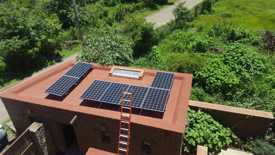 Instalación de Paneles Solares (Malinalco)