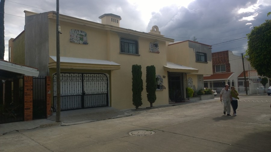 Pintura en casa residencial