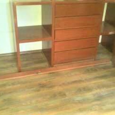 COLOCACION DE PISO EN INTERIOR DE CLOSET