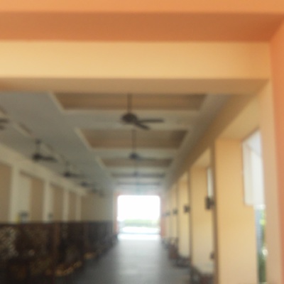 Pasillo hotel Barceló en Cancún.