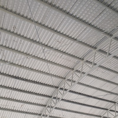 Cubierta de cancha de usos multiples.