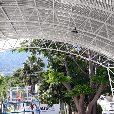 Cubierta de cancha de usos multiples.