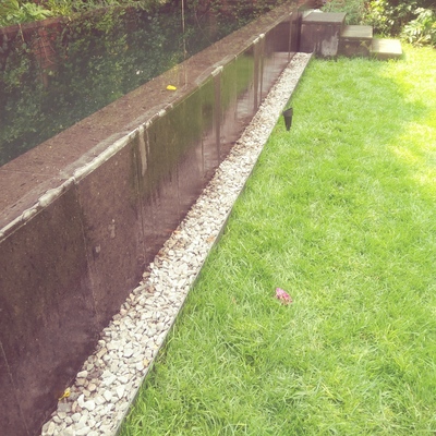 Piscina con jacuzzi tipo infiniti