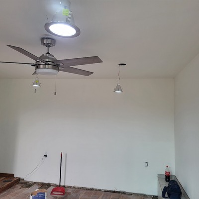 Muro durock y plafón pintados