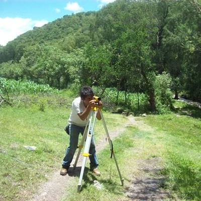 LEVANTAMIENTO TOPOGRÁFICO
