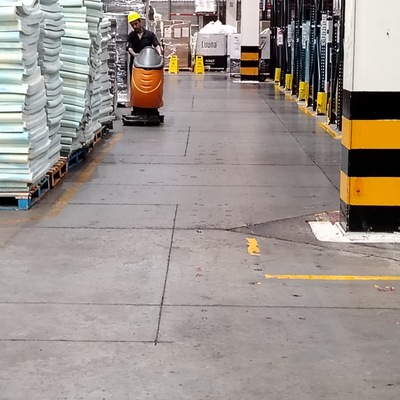 Limpieza de Bodega y Almacén