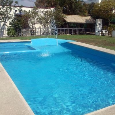 Alberca terminada Amates