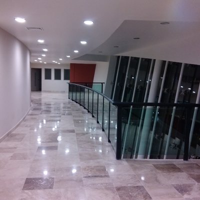 Vestibulo  p.alta  Auditorio  municipal  de Sn. Pedro, Coahuila .