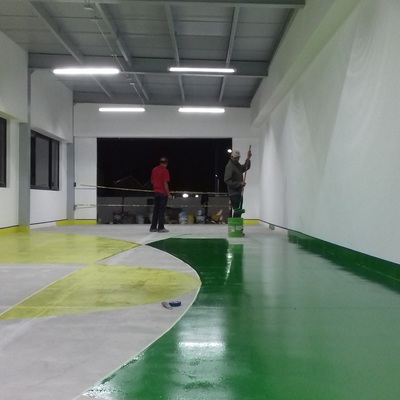 Piso Polimérico con Gráficos de Colores