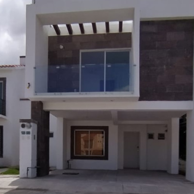 OBRA FINALIZADA CASA JACARANDAS