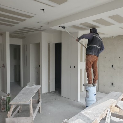 Pintura en plafones y muros