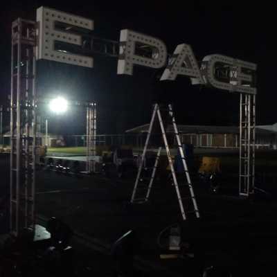 Elaboración de letras para logo