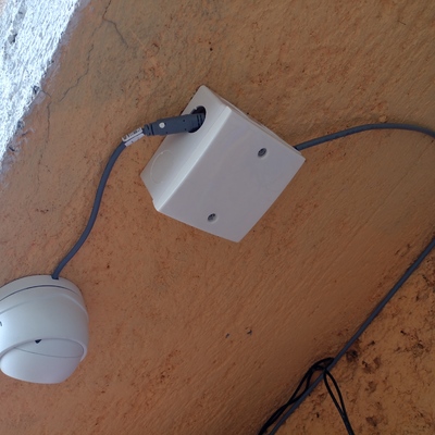 Instalacion de Camara Domo 720p - Cableado Expuesto