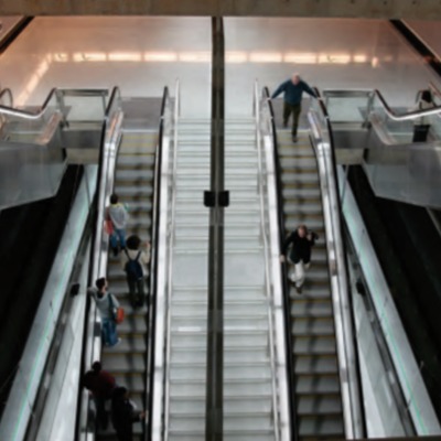 Escaleras y aceras electricas