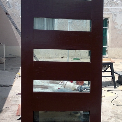 FABRICACION DE PUERTAS DE MADERA