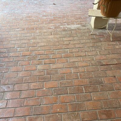 Pulido y abrillantado de piso de ladrillo