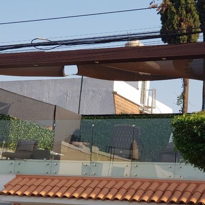 Cancel de Cristal y Muro verde