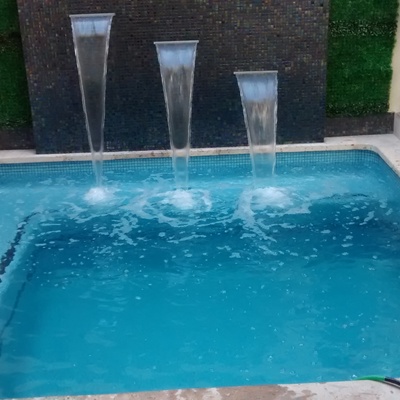 Alberca cascada desnivel