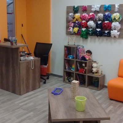 La Pelu/ HEB independencia 