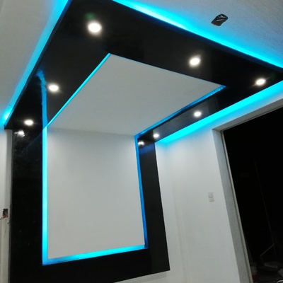 Cabecera con luz indirecta y palladio negro