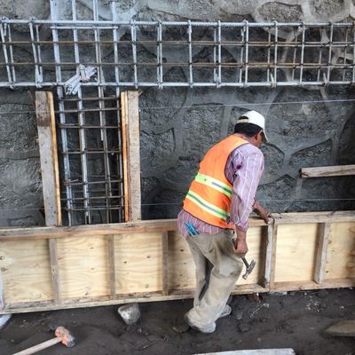 Habilitado de columnas para muro pantalla