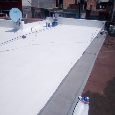 Aplicación de impermeabilizante con membrana de refuerzo