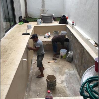 Piscina en acabado chukun