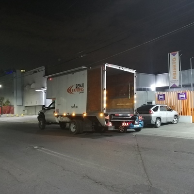 Terminando a las 11 pm después de un buen día de trabajo.