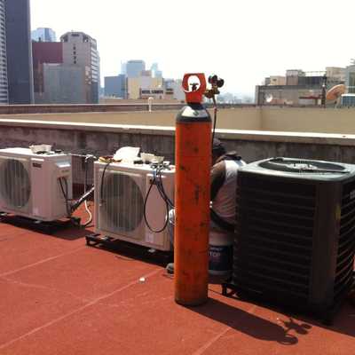 Suministro e instalación