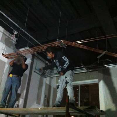 Suministro e instalación