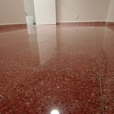 Pulido y Brillado de Granito