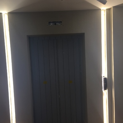 Elevador de pasajeros, pruebas de cajillos luminosos