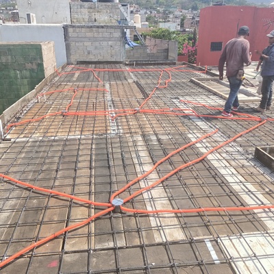 tendido de manguera y armado de losa