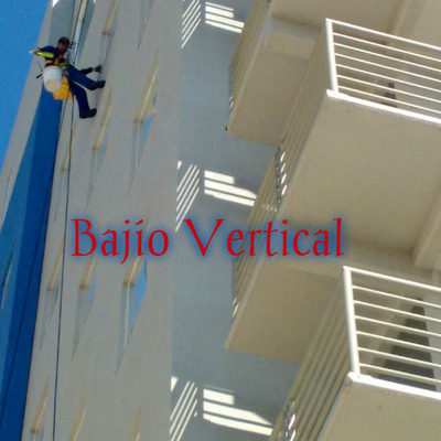 Limpieza de ventanas en altura