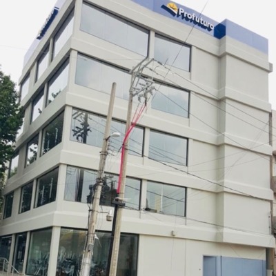 EDIFICIO CORPORATIVO PROFUTURO LA BILLA