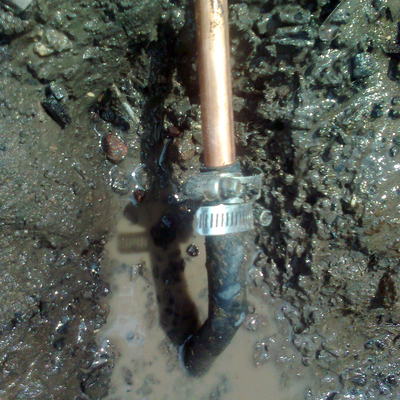 Reparación de fuga de agua CFE